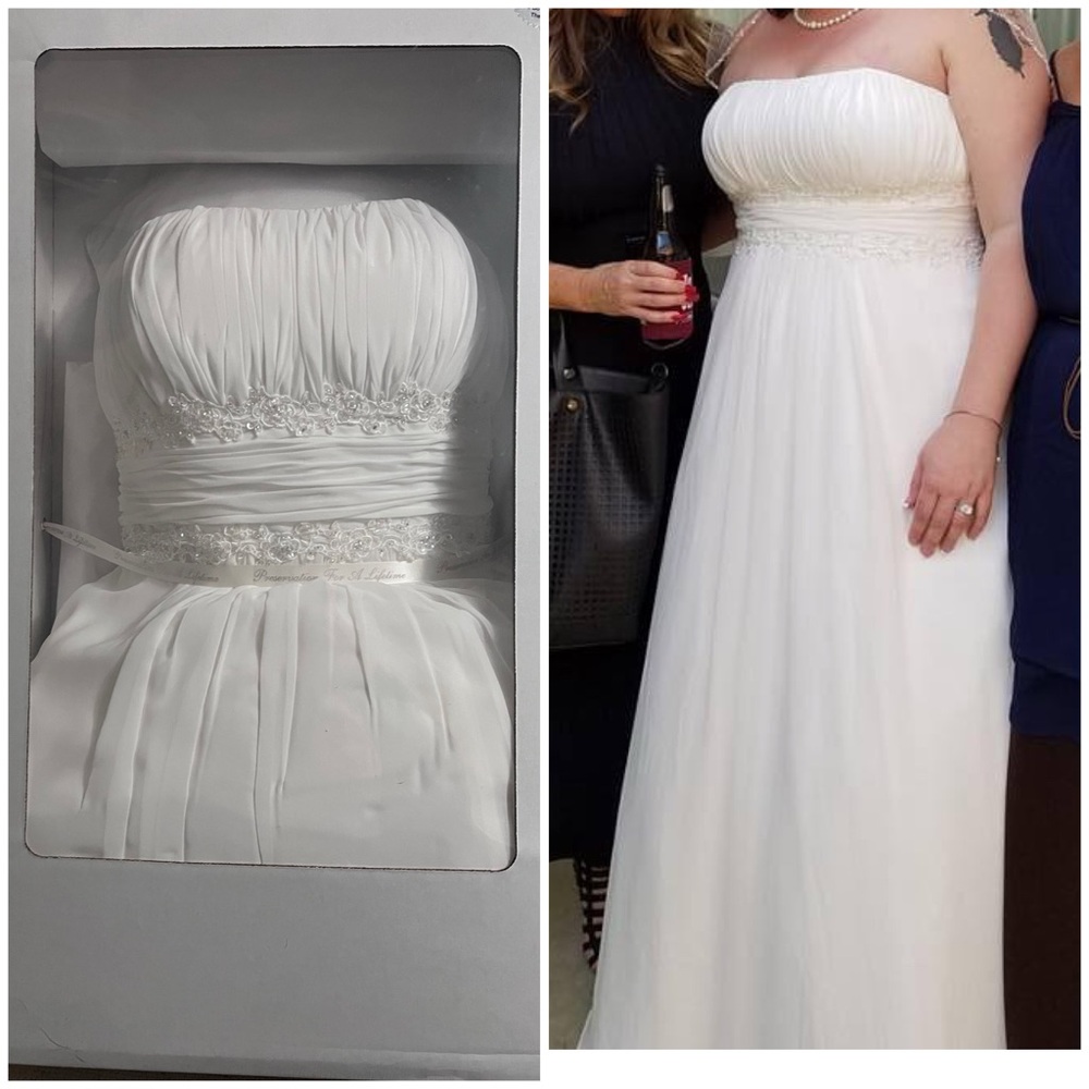 Elegant White Strapless Gown